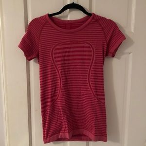 Lululemon swiftly tee